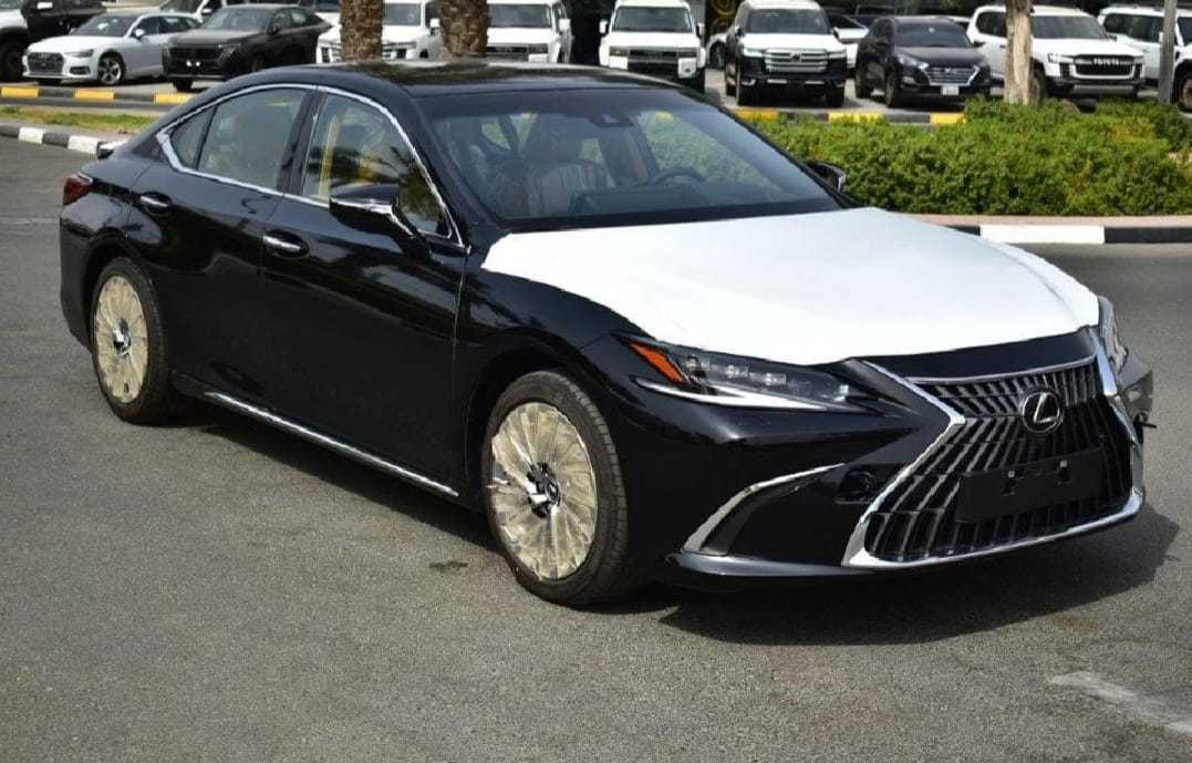 Lexus ES350 2025