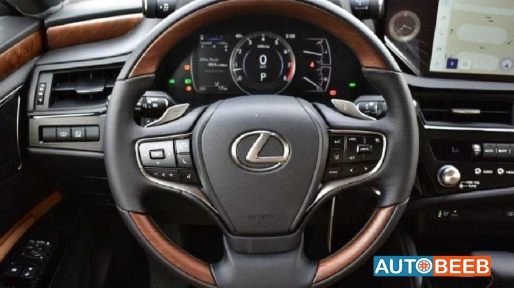 Lexus ES350 2025