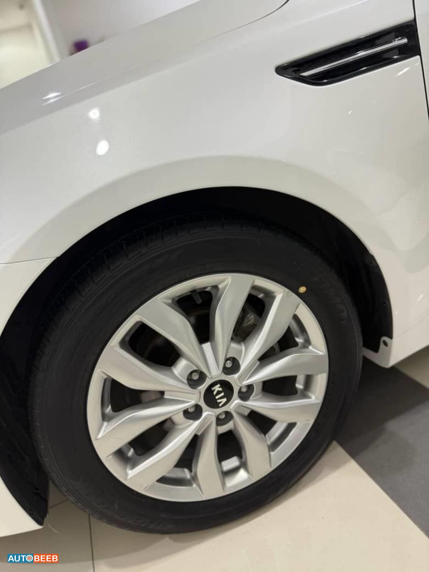 كيا اوبتيما 2016