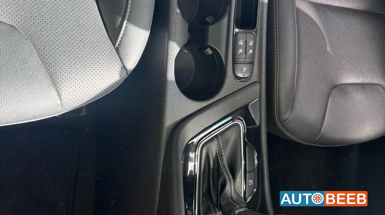 كيا نيرو 2020