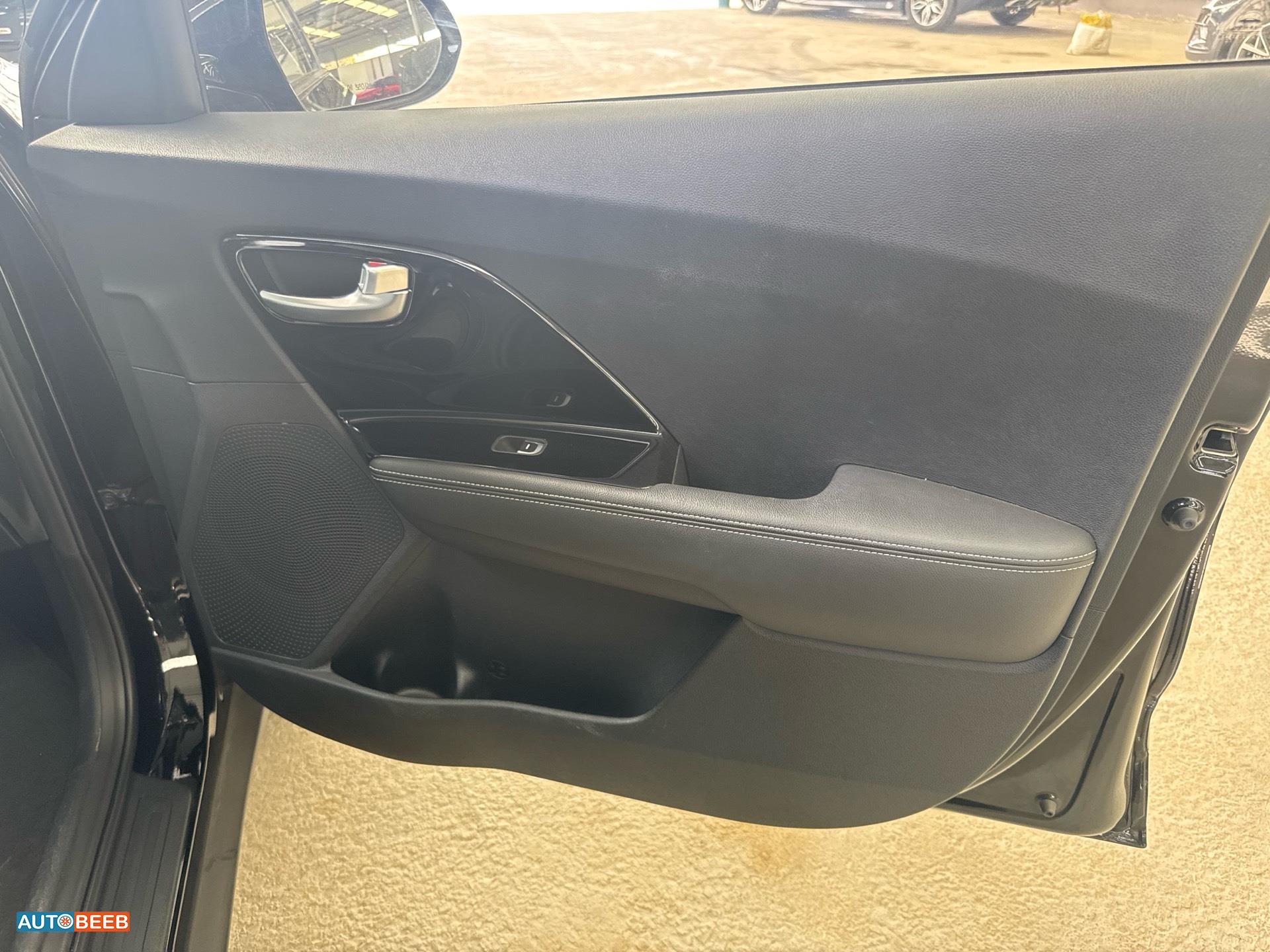 كيا نيرو 2020