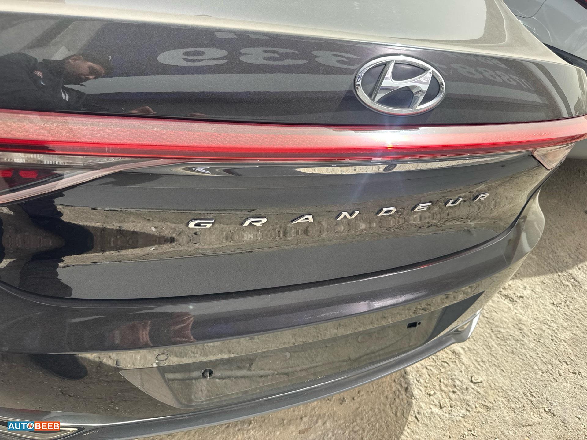 Hyundai Grandeur 2022