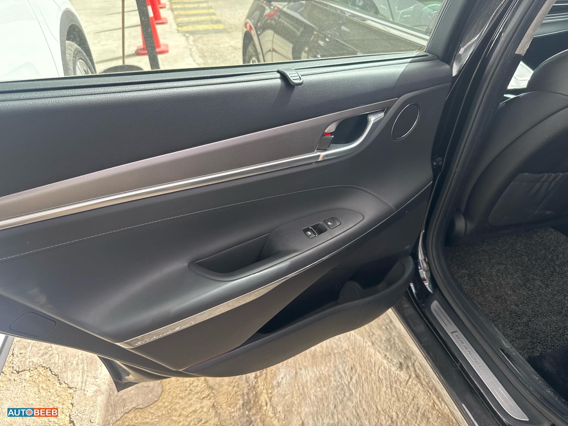 Hyundai Grandeur 2022