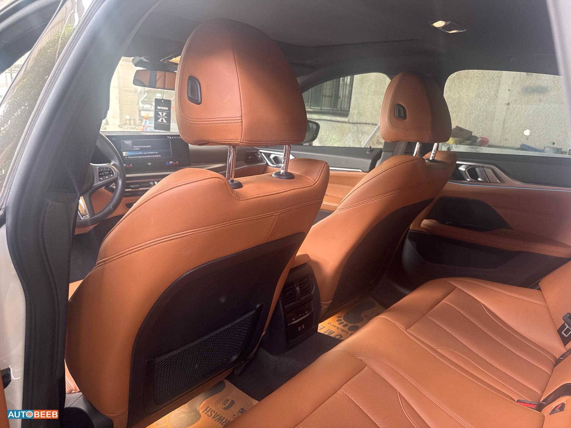 بي ام دبليو i4 2022