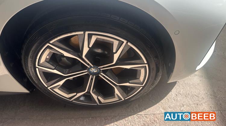 بي ام دبليو i4 2022