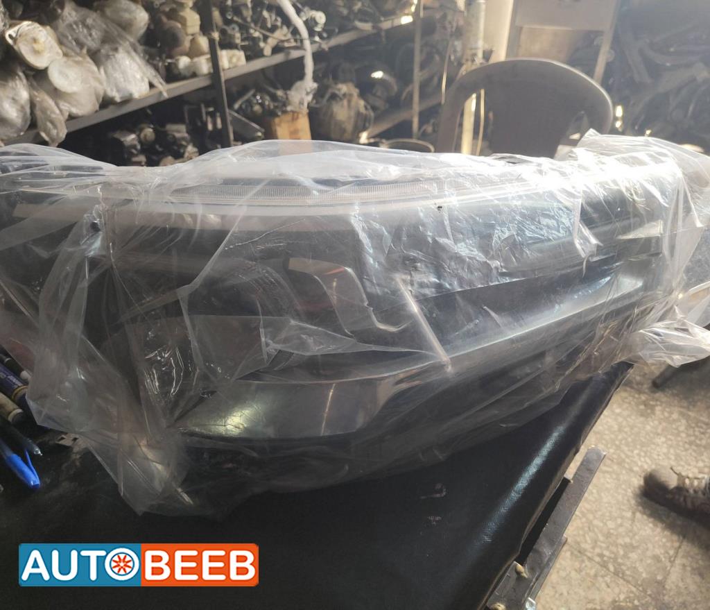 ضوء امامي يمين شمال تويوتا هايلوكس ليد 2022 2023