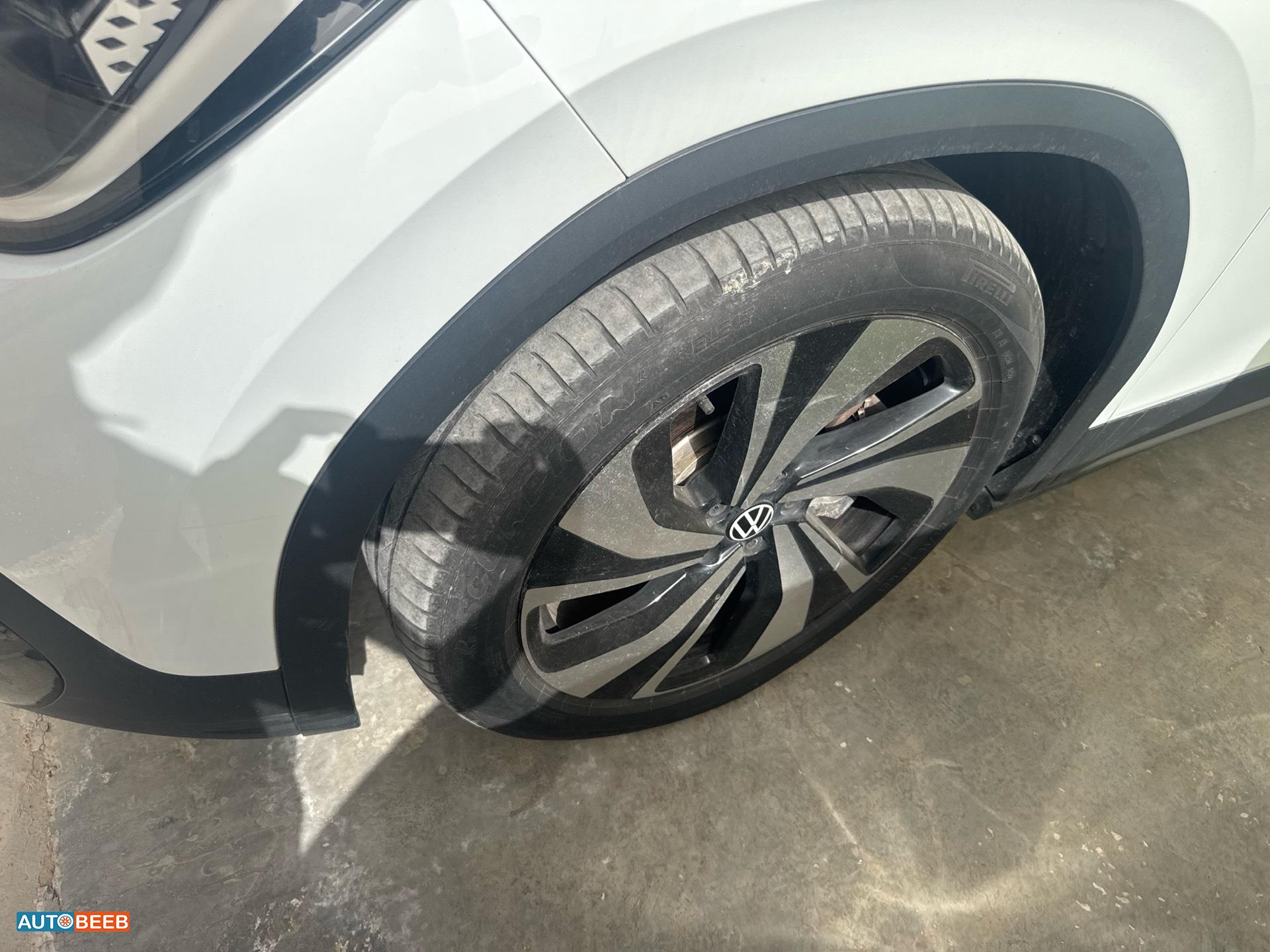 فولكس فاجن ID 6 2022