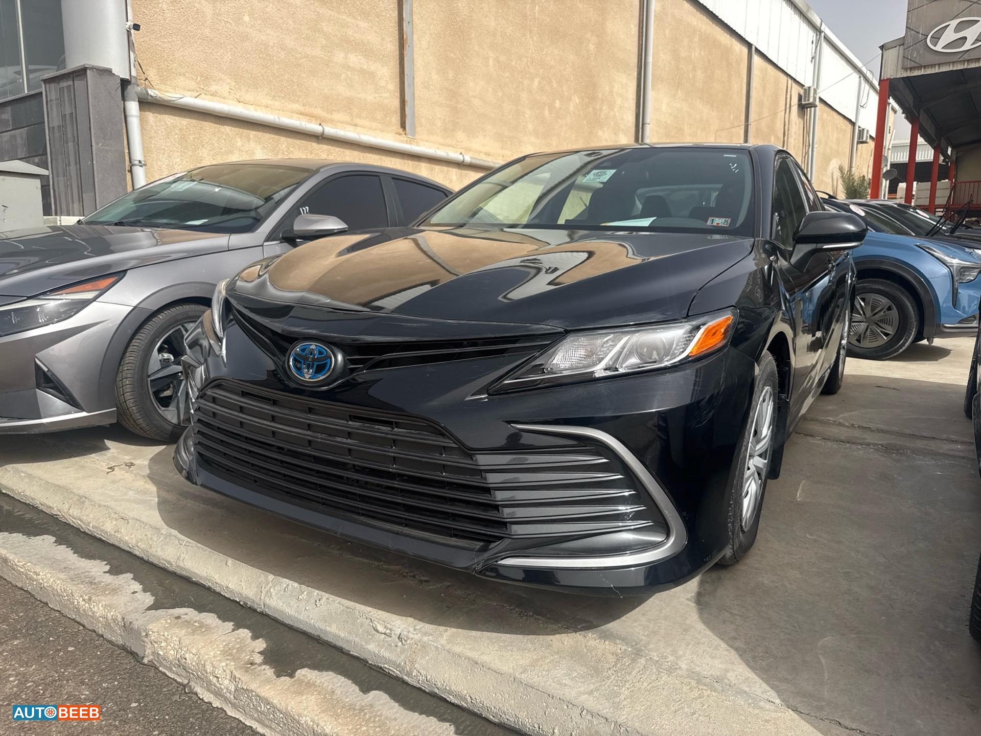 Toyota Camry 2024