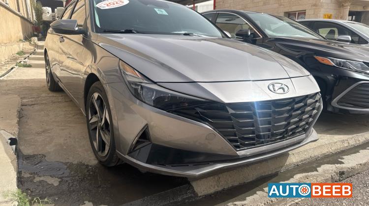 Hyundai Elantra 2023
