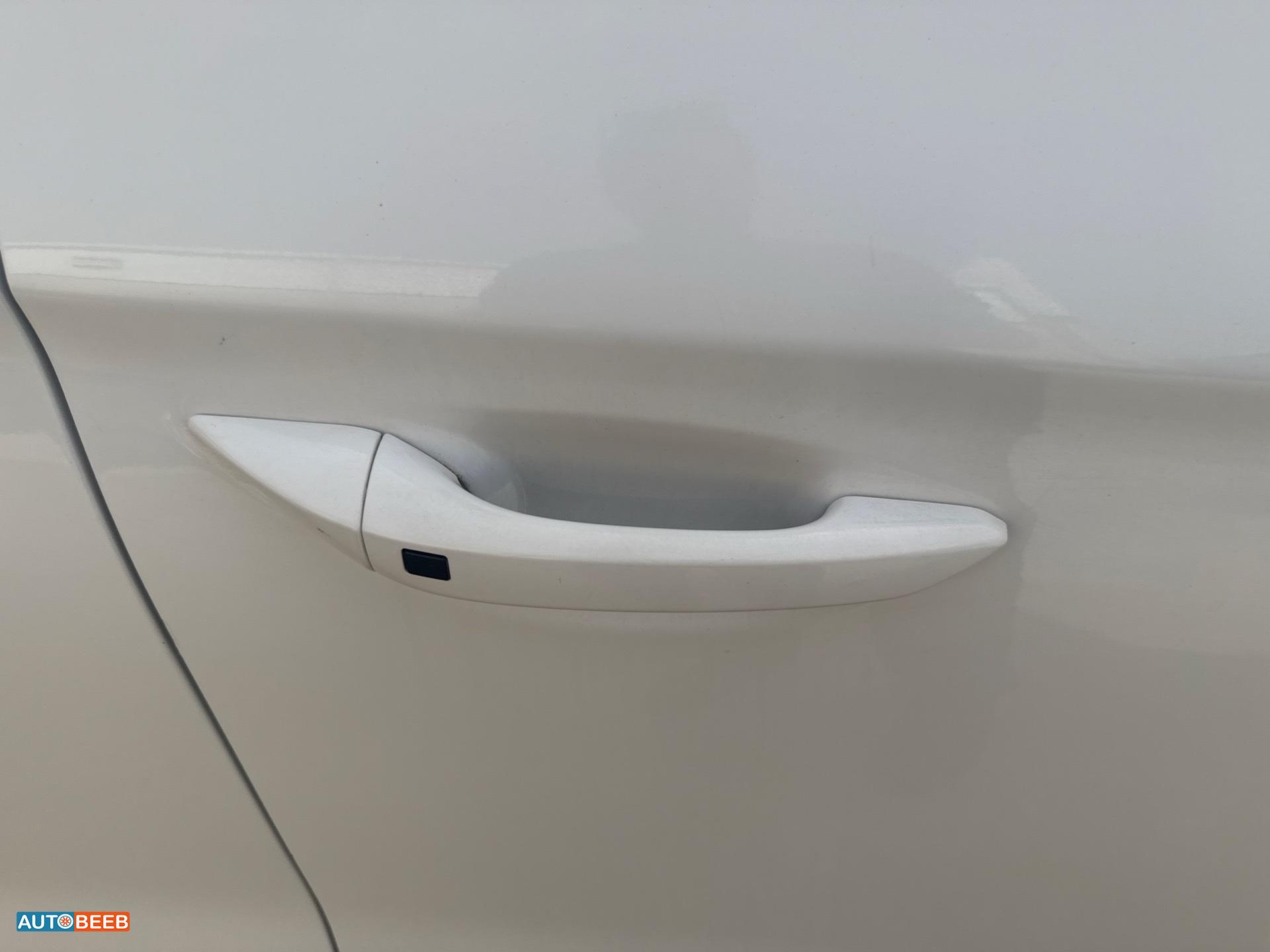 هيونداي ايونيك 2020