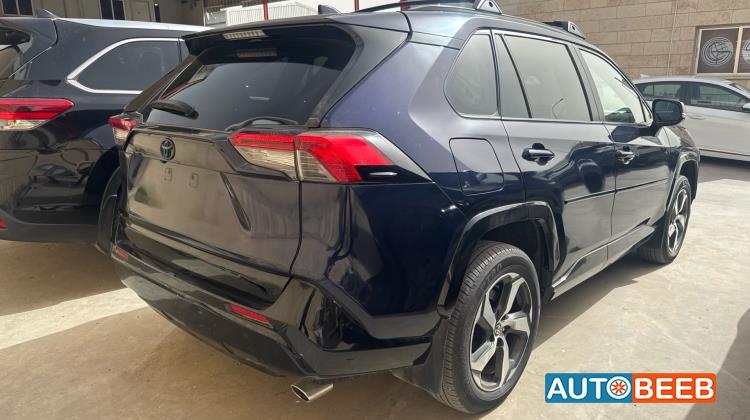 تويوتا راف فور 2023