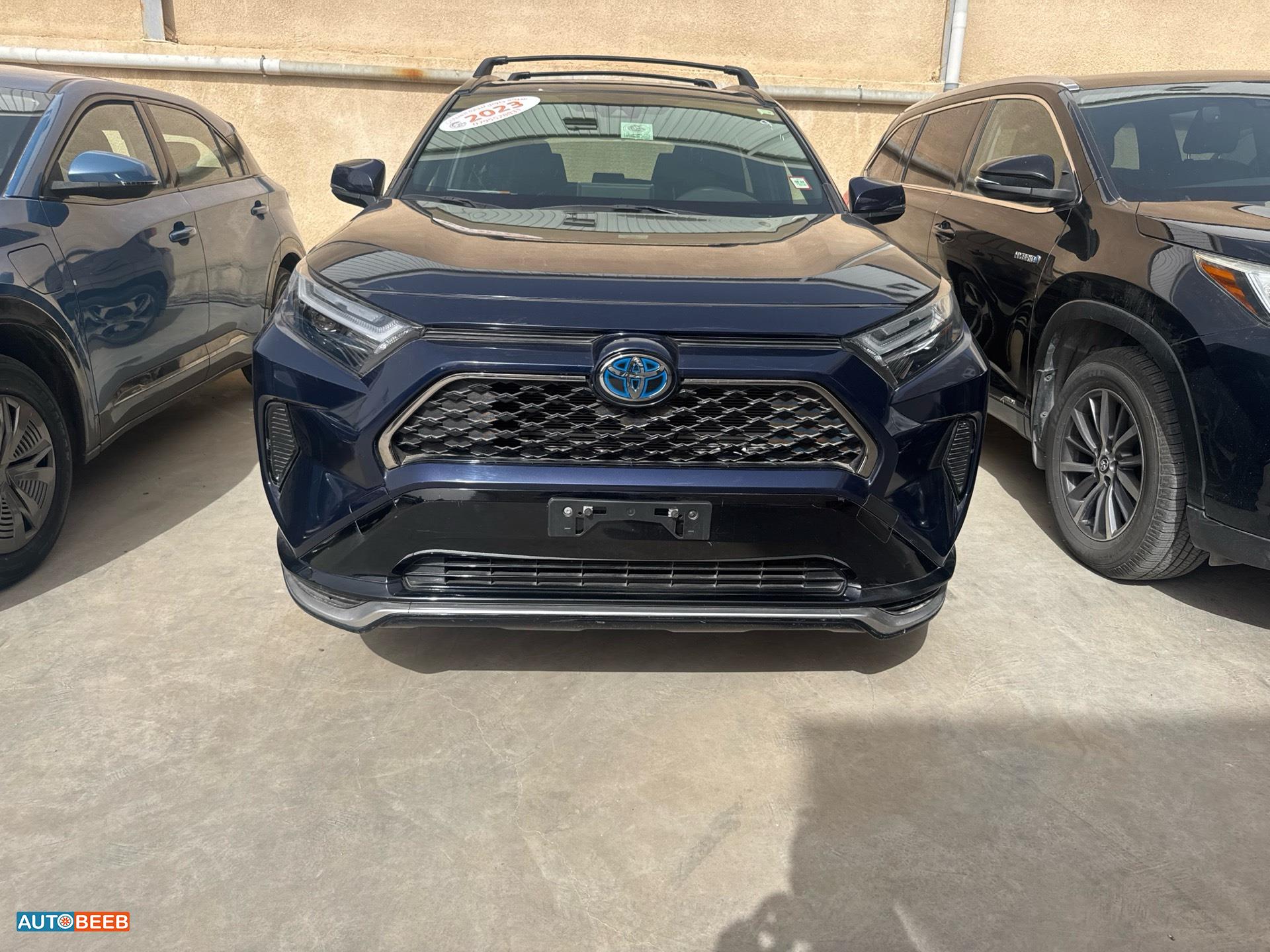 تويوتا راف فور 2023