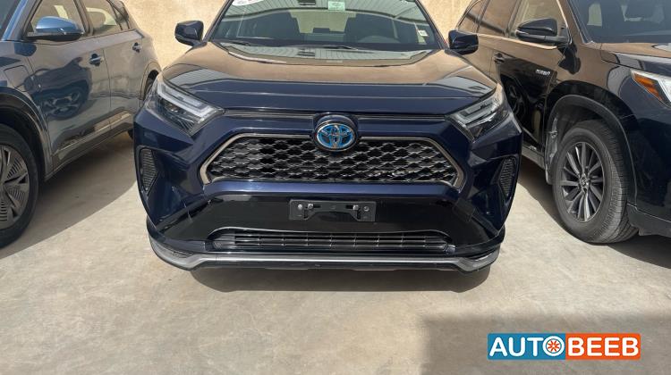 تويوتا راف فور 2023