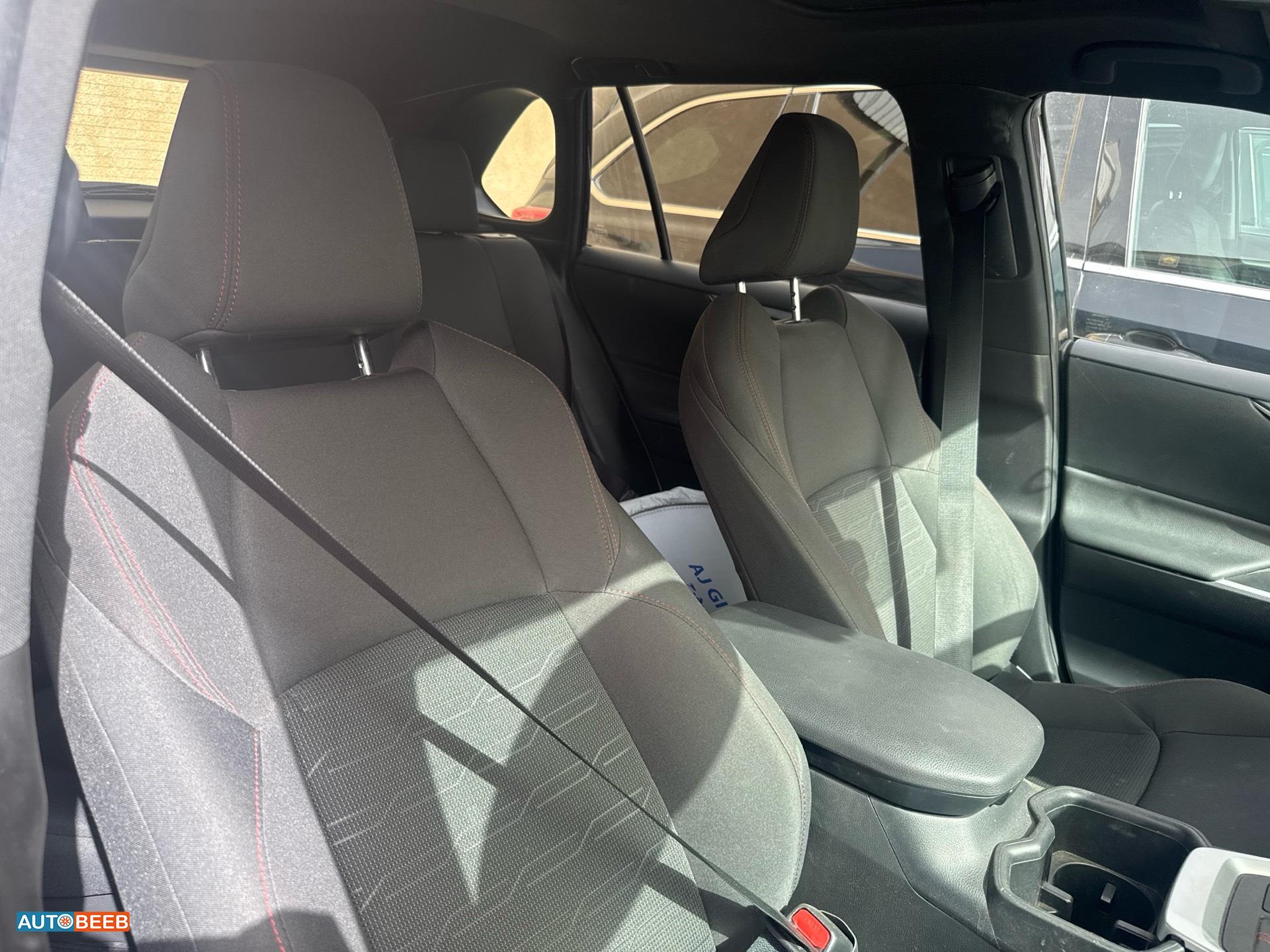 تويوتا راف فور 2023