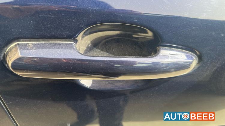 تويوتا راف فور 2023