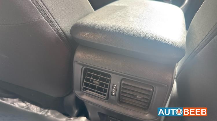 تويوتا راف فور 2023