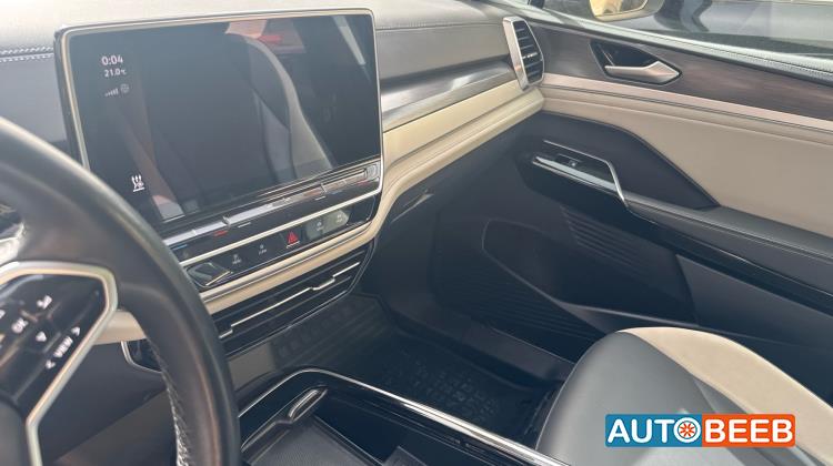 فولكس فاجن ID 6 2022