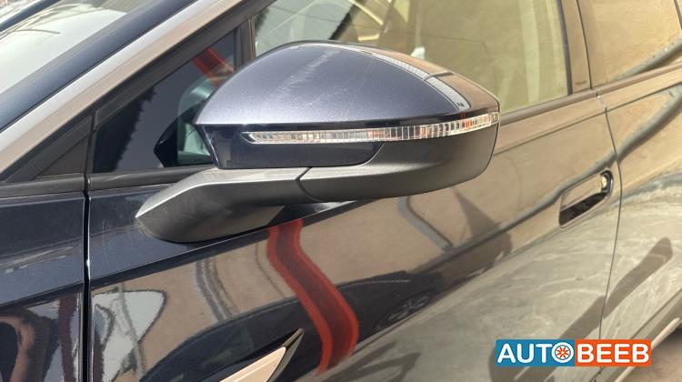 فولكس فاجن ID 6 2022