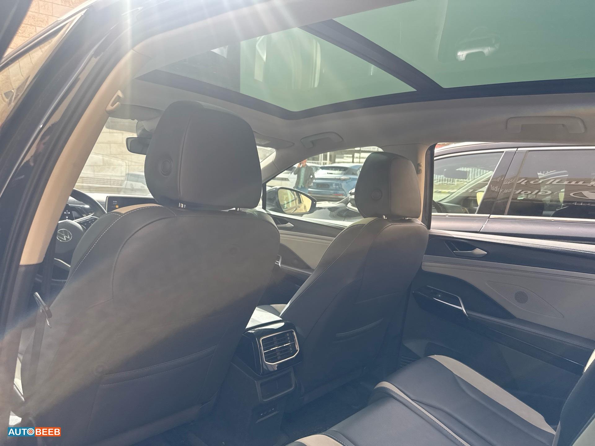 فولكس فاجن ID 6 2022