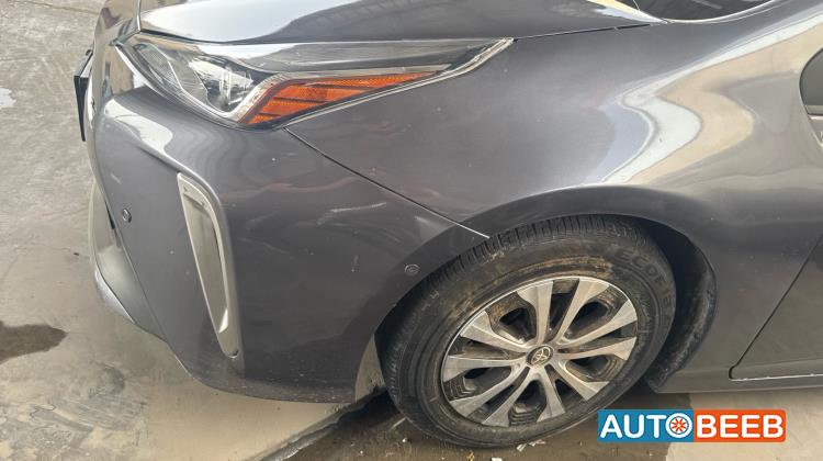 Toyota Prius 2021