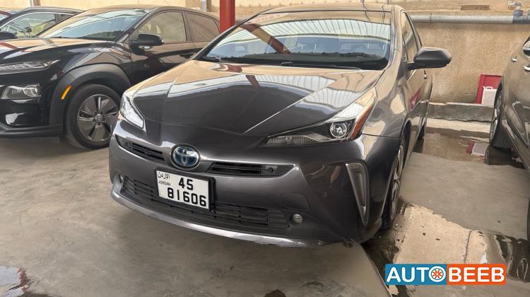 Toyota Prius 2021