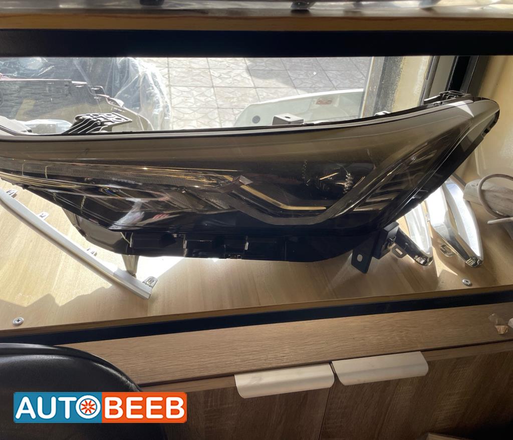 ضوء امامي يمين شمال شانجان cs75 2023 2024 2025