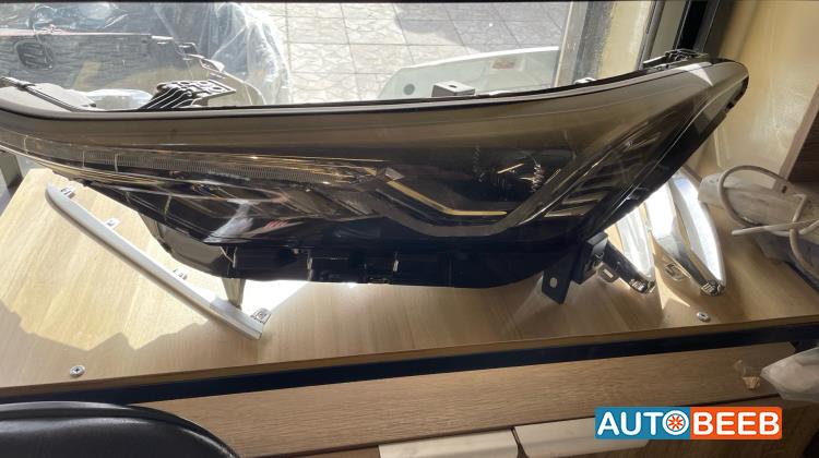 ضوء امامي يمين شمال شانجان cs75 2023 2024 2025