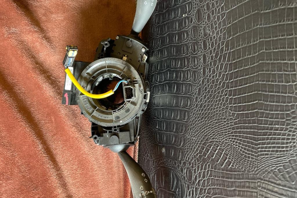 يد غمازات مع ملف طارة بي واي دي سيجول 2022 2023 2024 