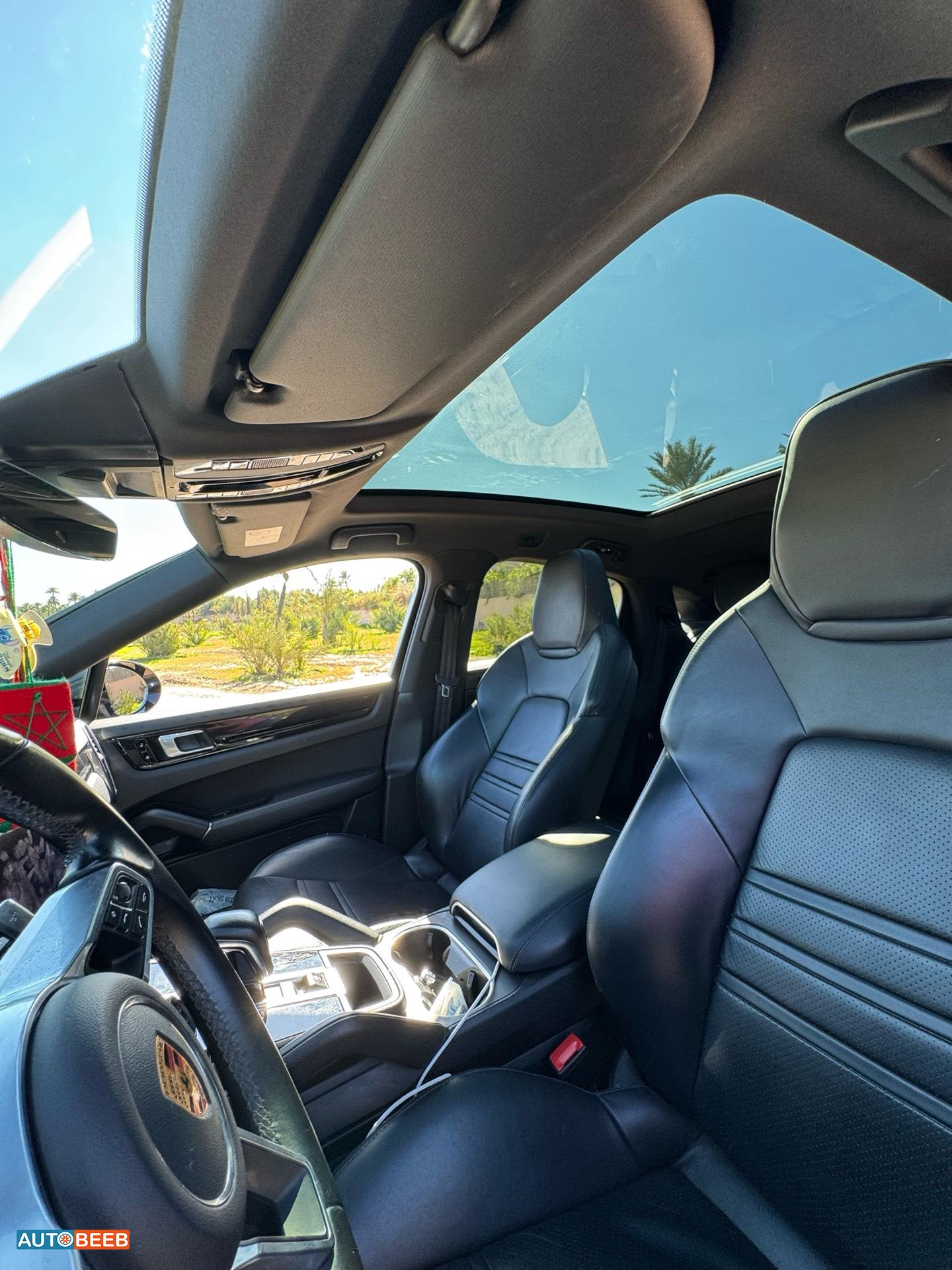 بورش كايين 2020