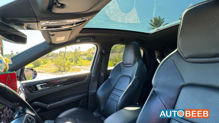 بورش كايين 2020