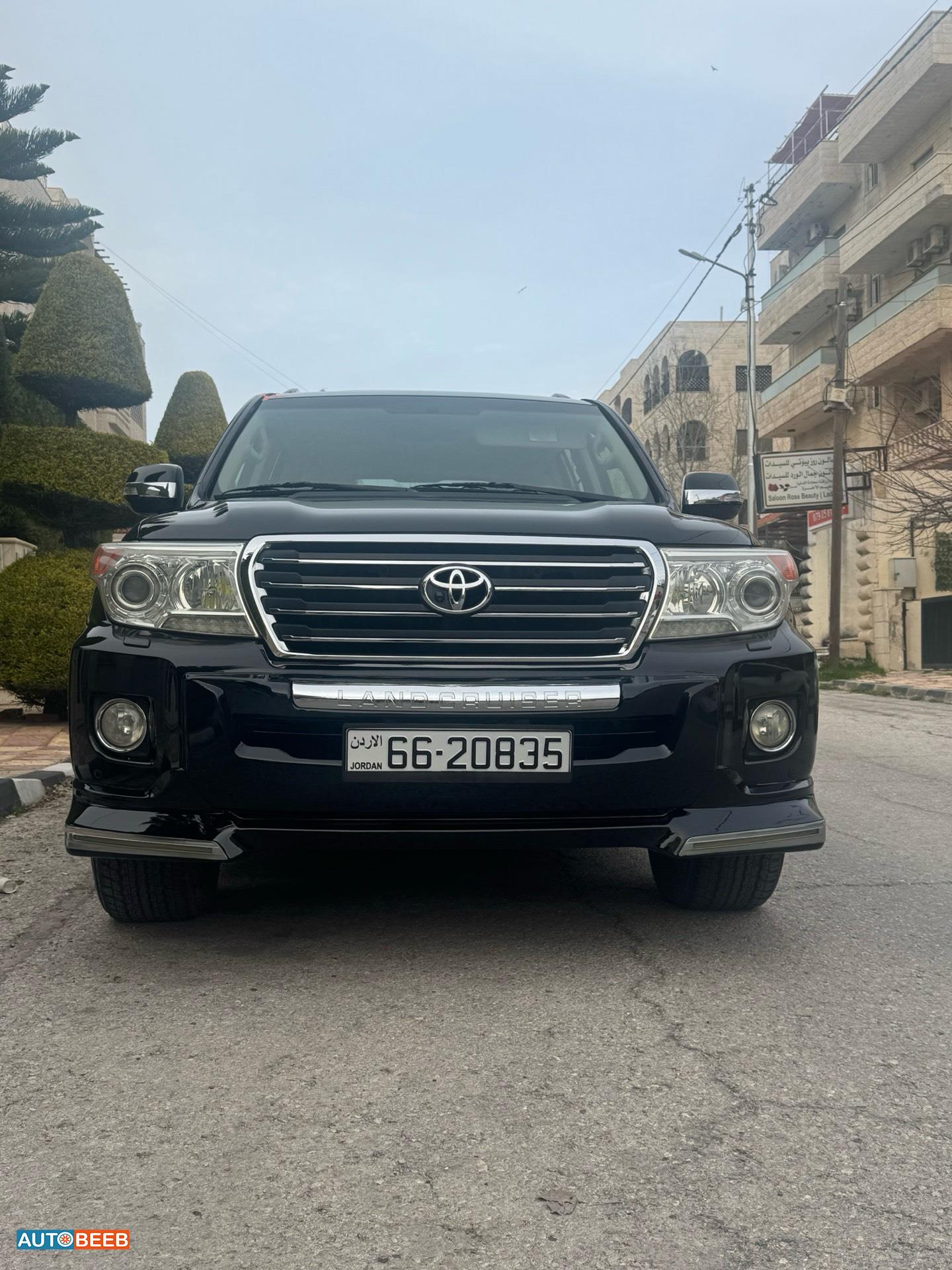 Toyota Land Cruiser 2013