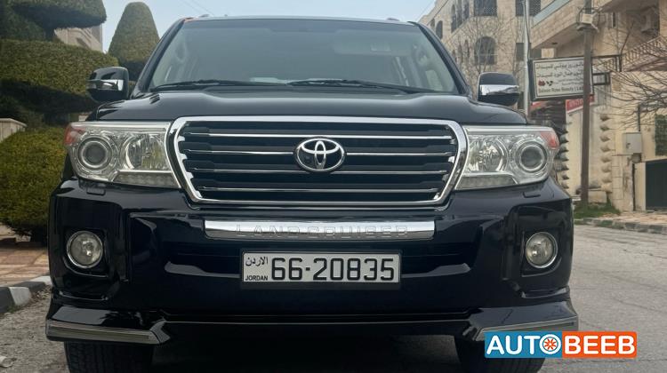 Toyota Land Cruiser 2013