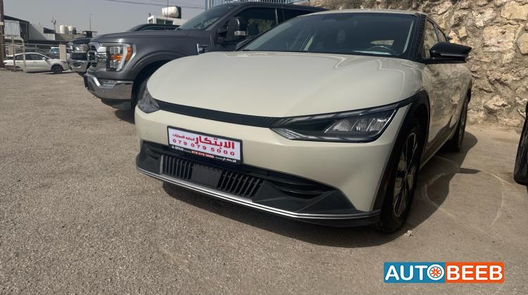 كيا EV6 2024