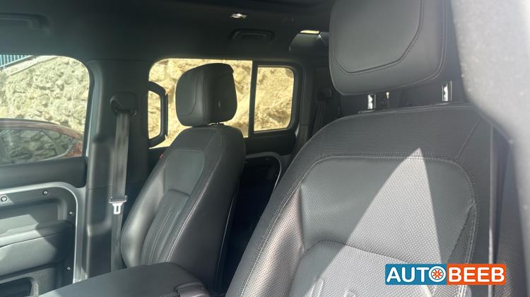 لاندروفر ديفندر 2021