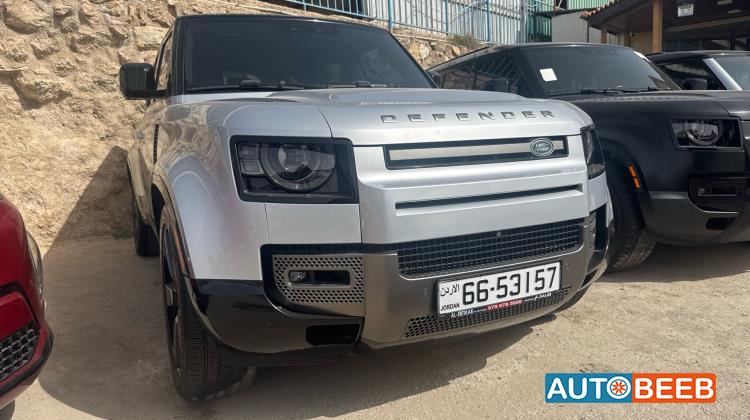 لاندروفر ديفندر 2021