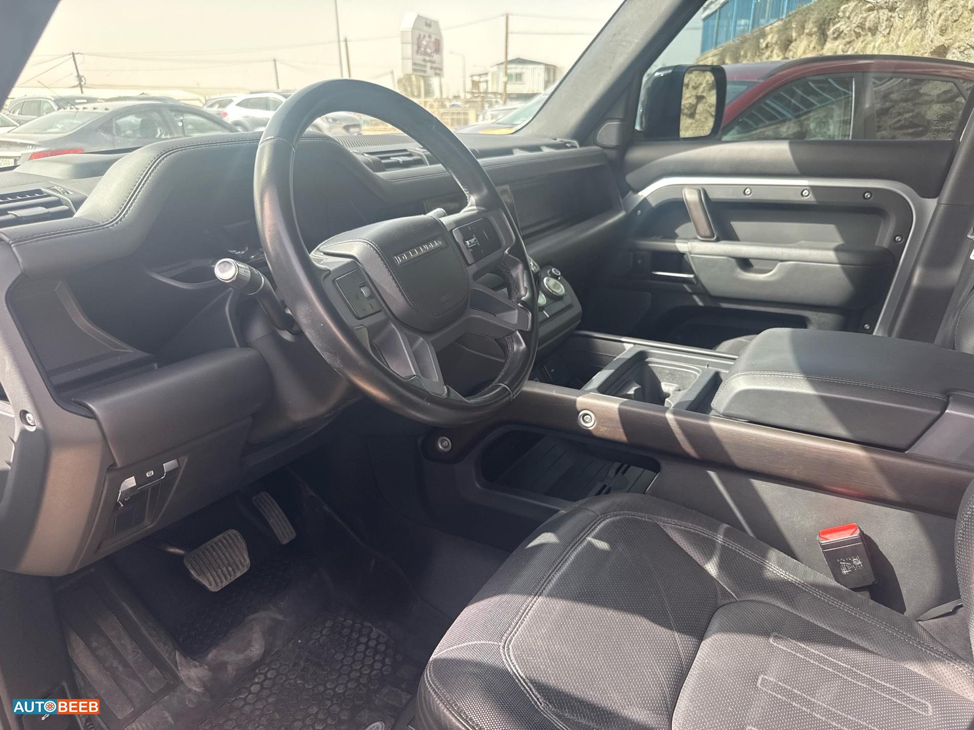 لاندروفر ديفندر 2021