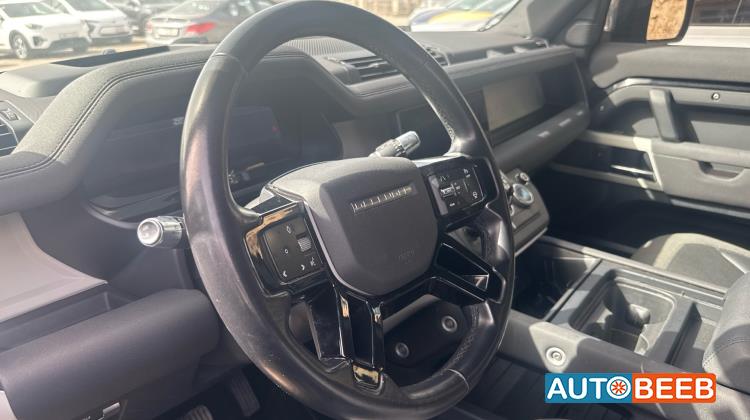 لاندروفر ديفندر 2021