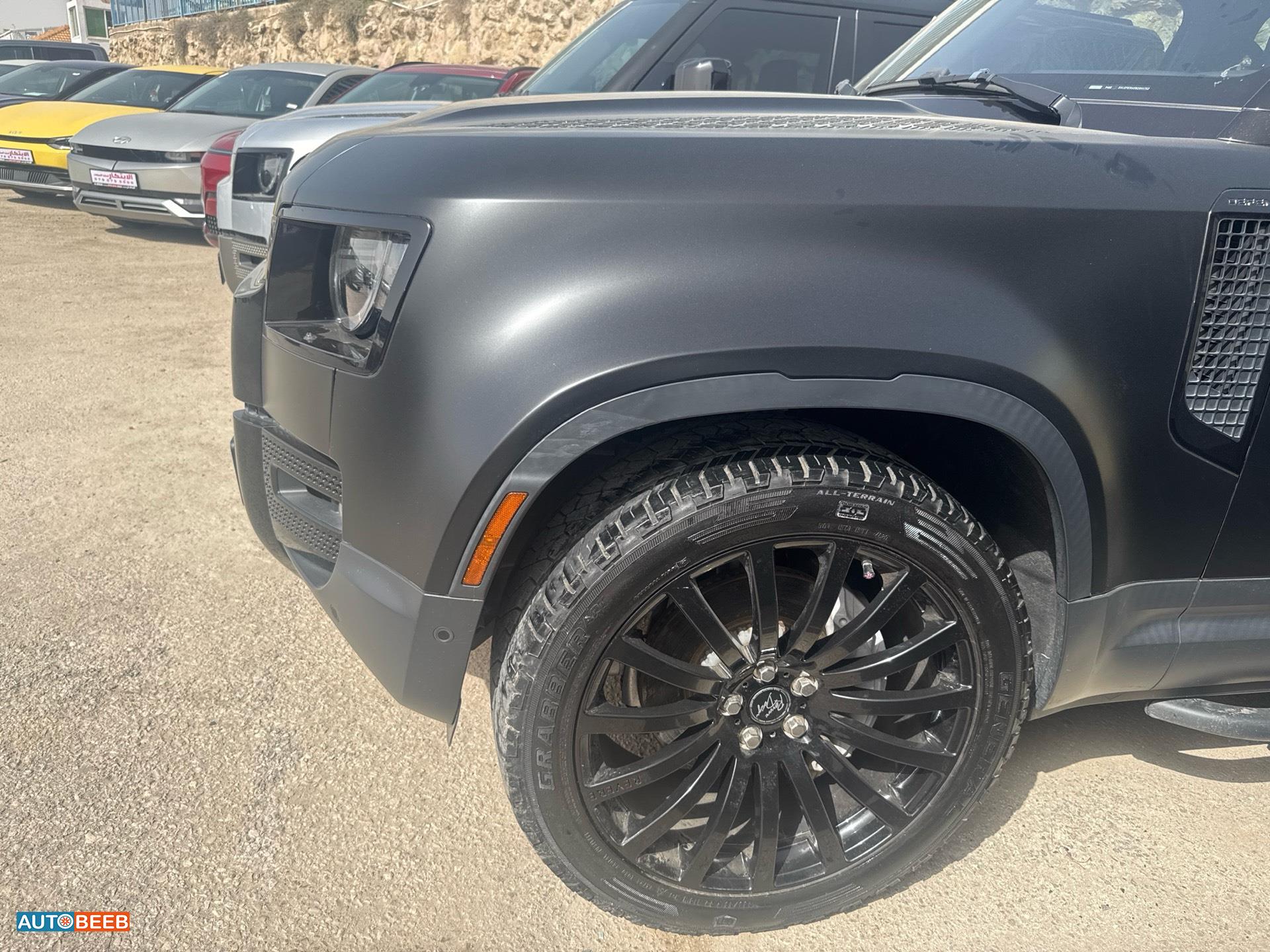 لاندروفر ديفندر 2021