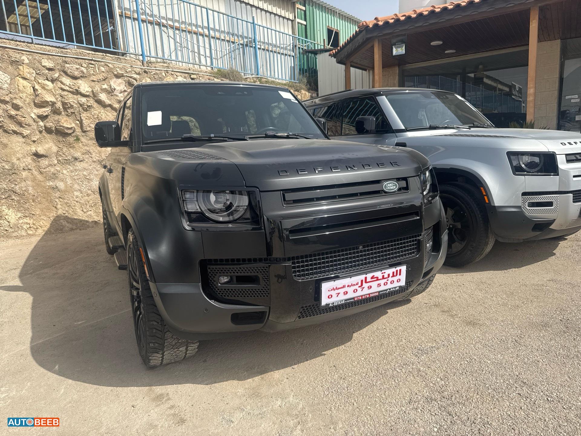 لاندروفر ديفندر 2021