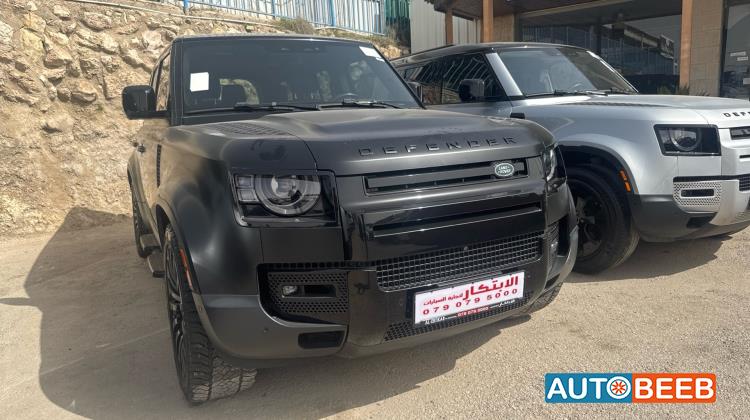 لاندروفر ديفندر 2021