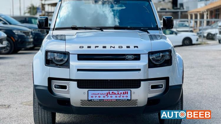 لاندروفر ديفندر 2021