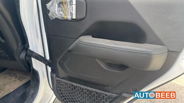 جيب رانجلر 2021