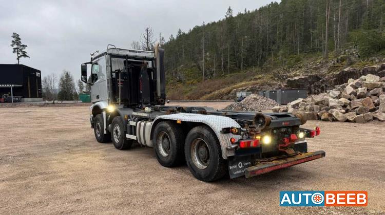 رافعة الهوك مرسيدس بنز 2019