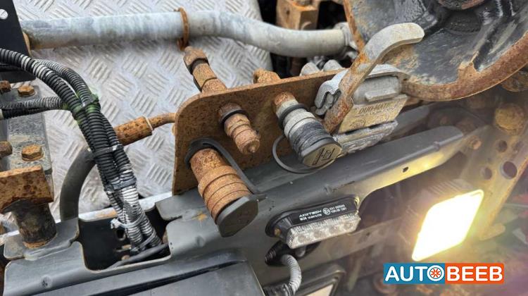 رافعة الهوك مرسيدس بنز 2019