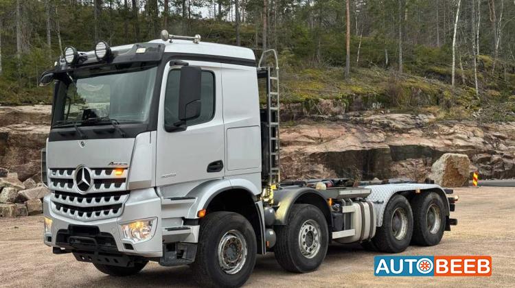 رافعة الهوك مرسيدس بنز 2019