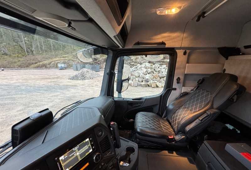 رافعة الهوك مرسيدس بنز 2019