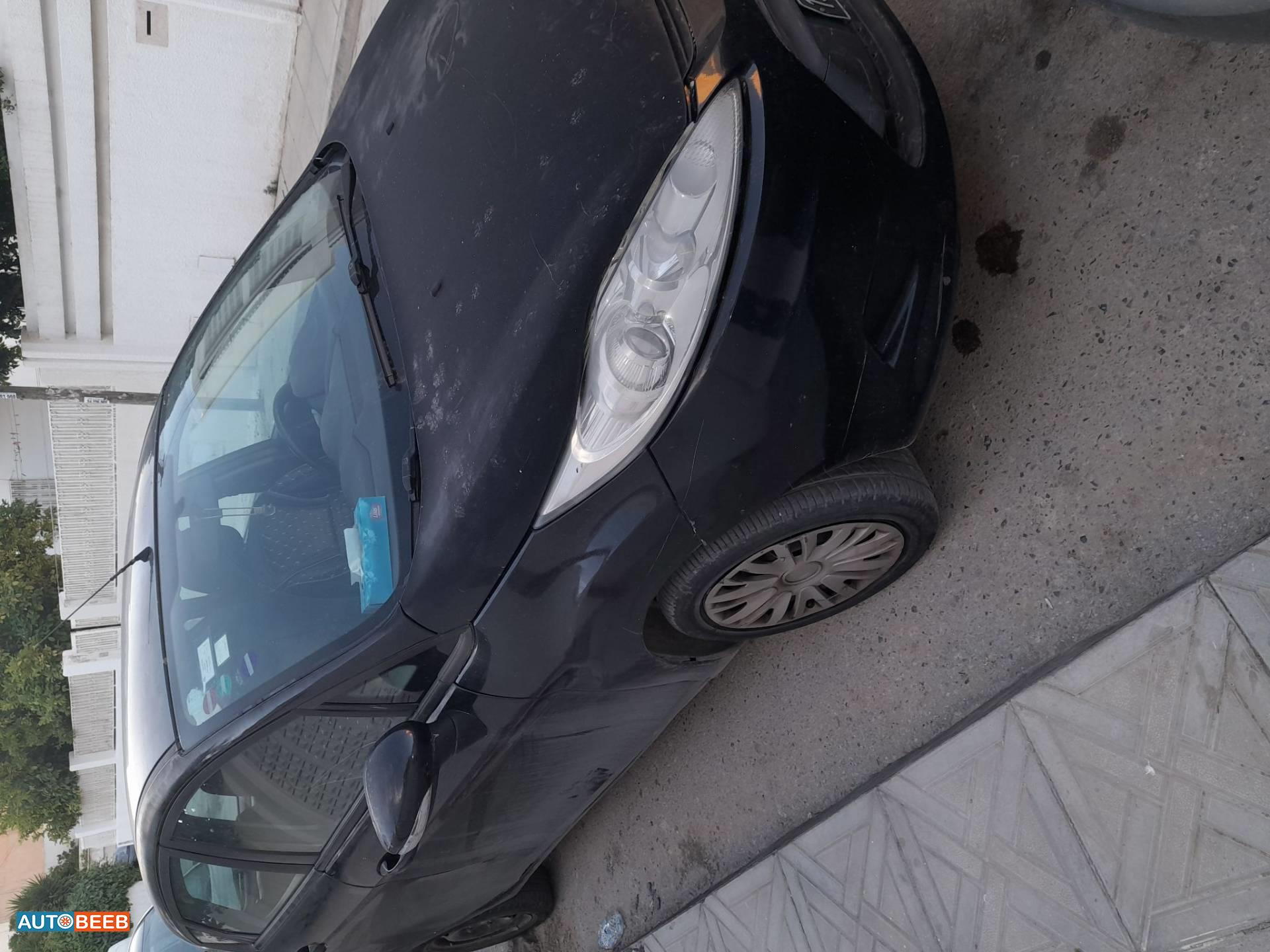 فورد فييستا 2009