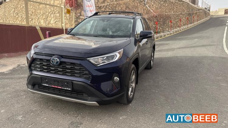Toyota RAV4 2021