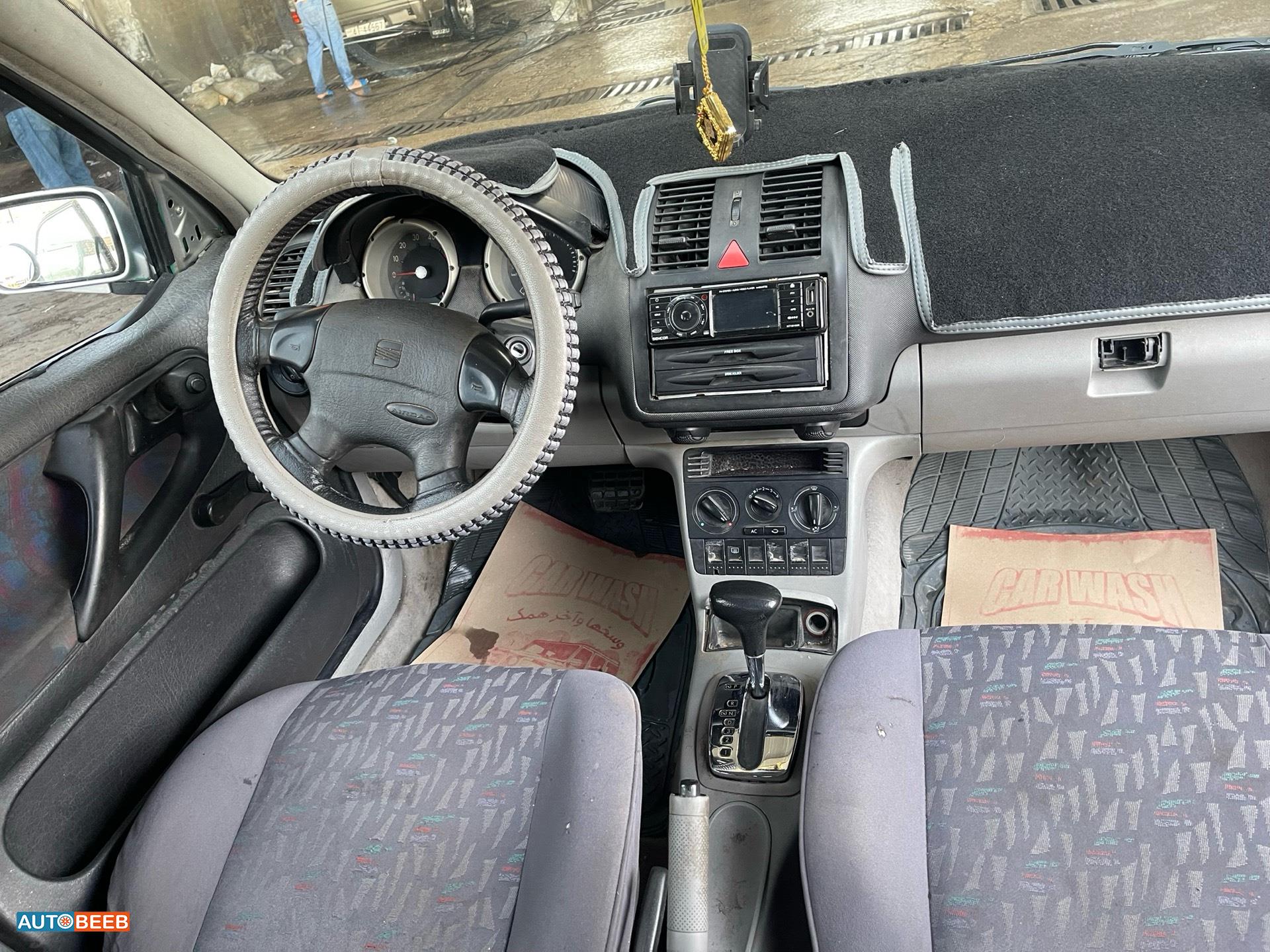 فولكس فاجن بولو 2001