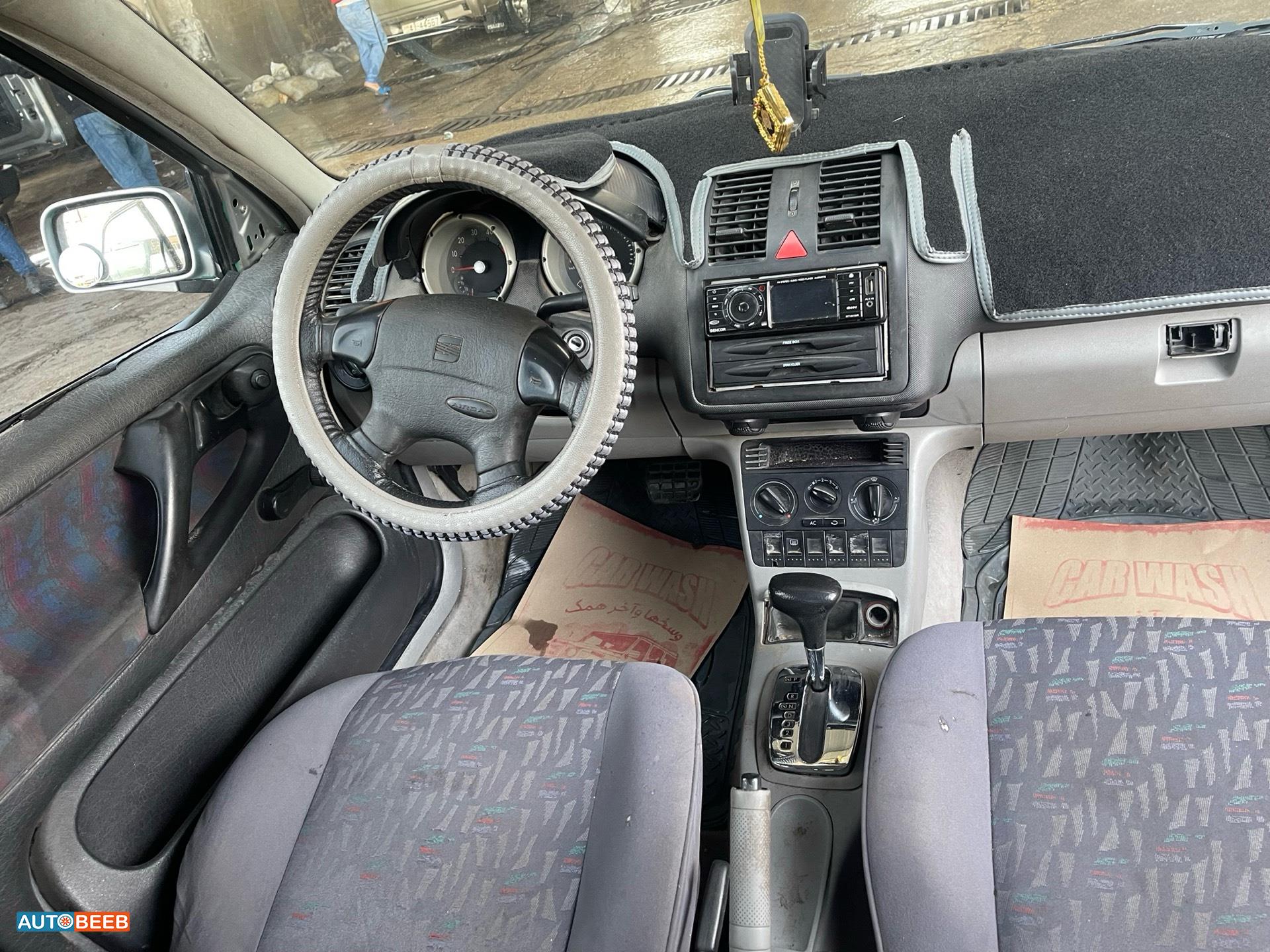 فولكس فاجن بولو 2001